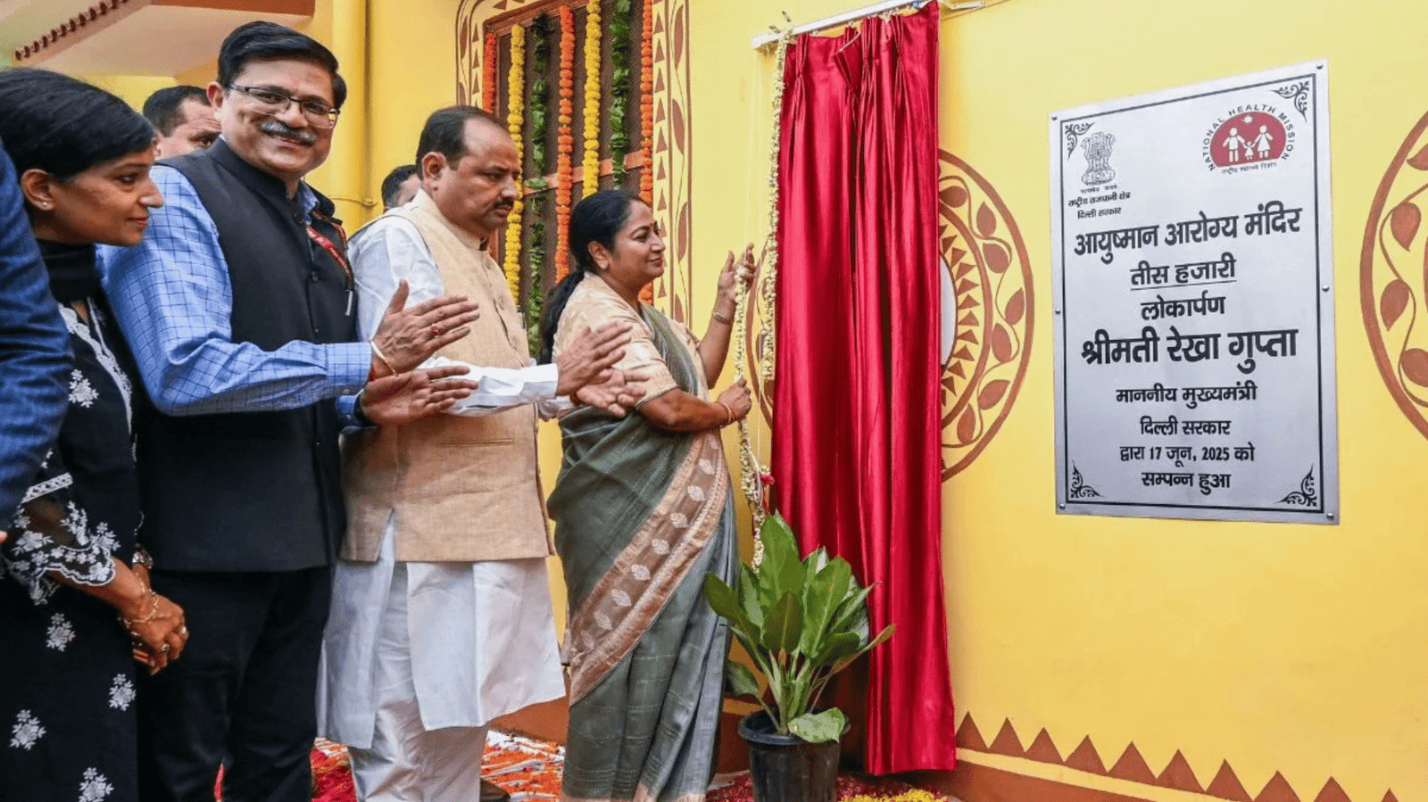 Delhi CM Inaugurates Ayushman Arogya Mandirs & Jan Aushadhi Kendras to Boost Affordable Healthcare zyael talks